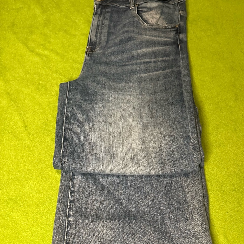 Risen wide leg Blue Denim Jeans, barely worn